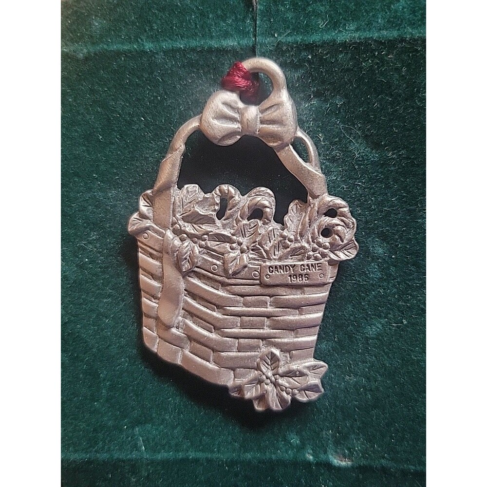 VTG 1986 - 1995 LONGABERGER CHRISTMAS CANDY CANE BASKET PEWTER TIE-ON ORNAMENT